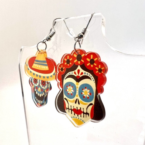 Sugar Skull Earrings - Halloween Earrings - Cinco de Mayo Earrings - Candy Skull - Picture 7 of 10